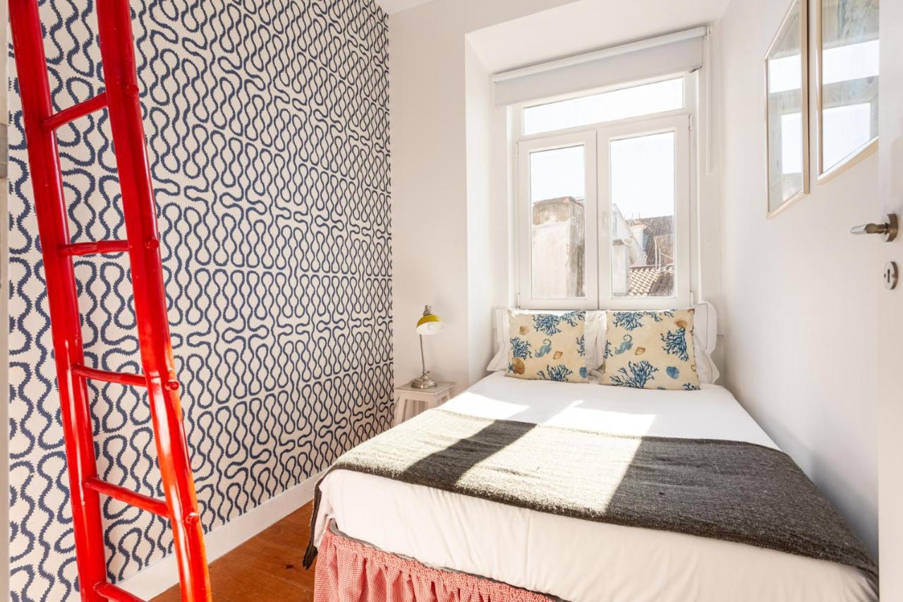 ALTIDO Chic 2BR Apt in Bairro Alto, 2mins to São Pedro de Alcântara viewpoint Lisboa Exterior foto